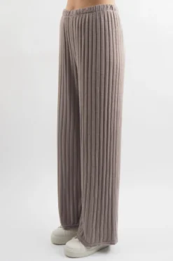 Made In Italy Classic Super Soft Ribbed Fine Knit Pant Mocha 9 Made In Italy Classic Super Soft Ribbed Fine Knit Pant Mocha -VogueCurve Store made in italy classic super soft ribbed fine knit pant mocha 3.jpg