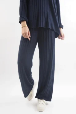 Made In Italy Classic Super Soft Ribbed Fine Knit Pant Midnight