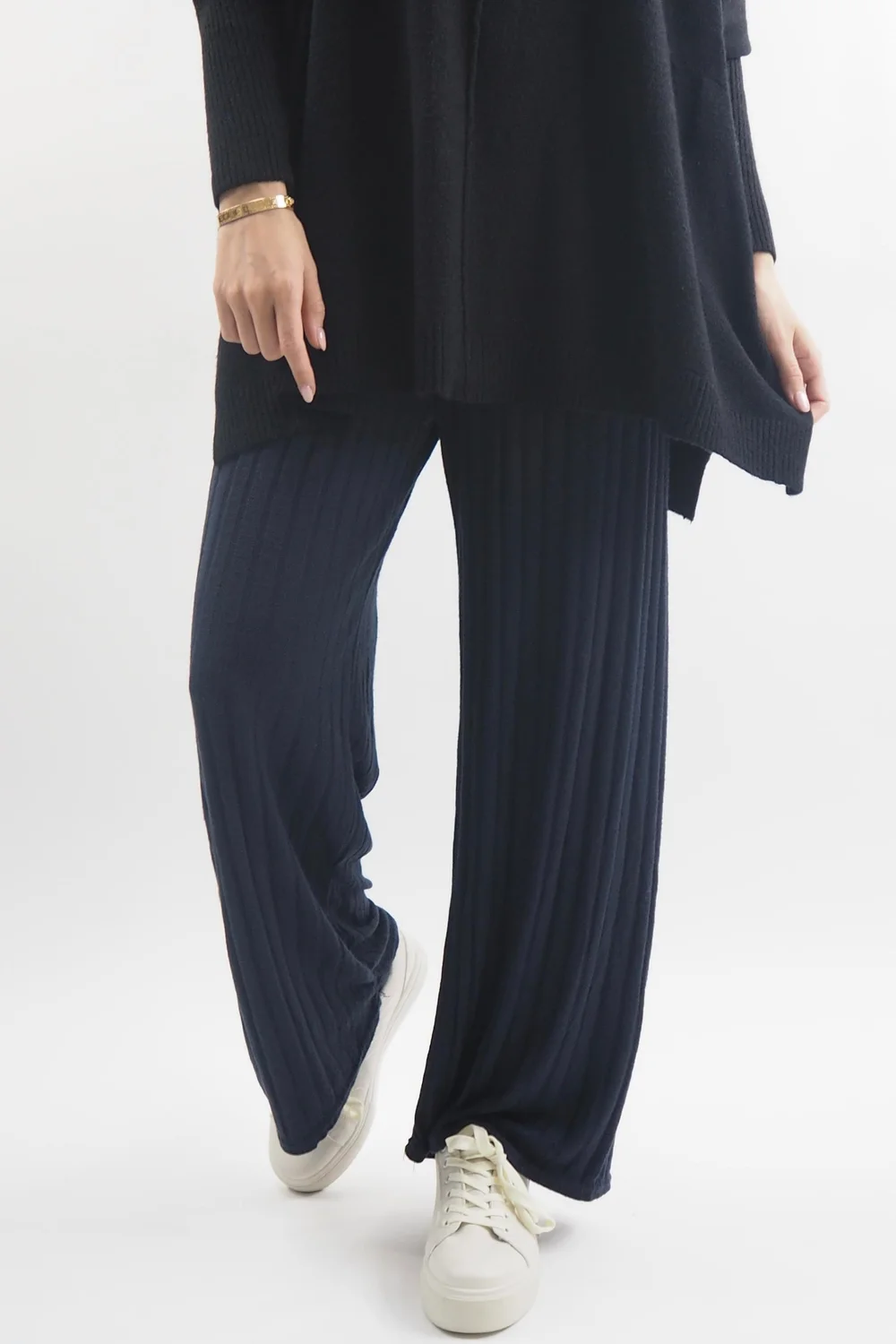 Made In Italy Classic Super Soft Ribbed Fine Knit Pant Midnight 4 Made In Italy Classic Super Soft Ribbed Fine Knit Pant Midnight - Image 2