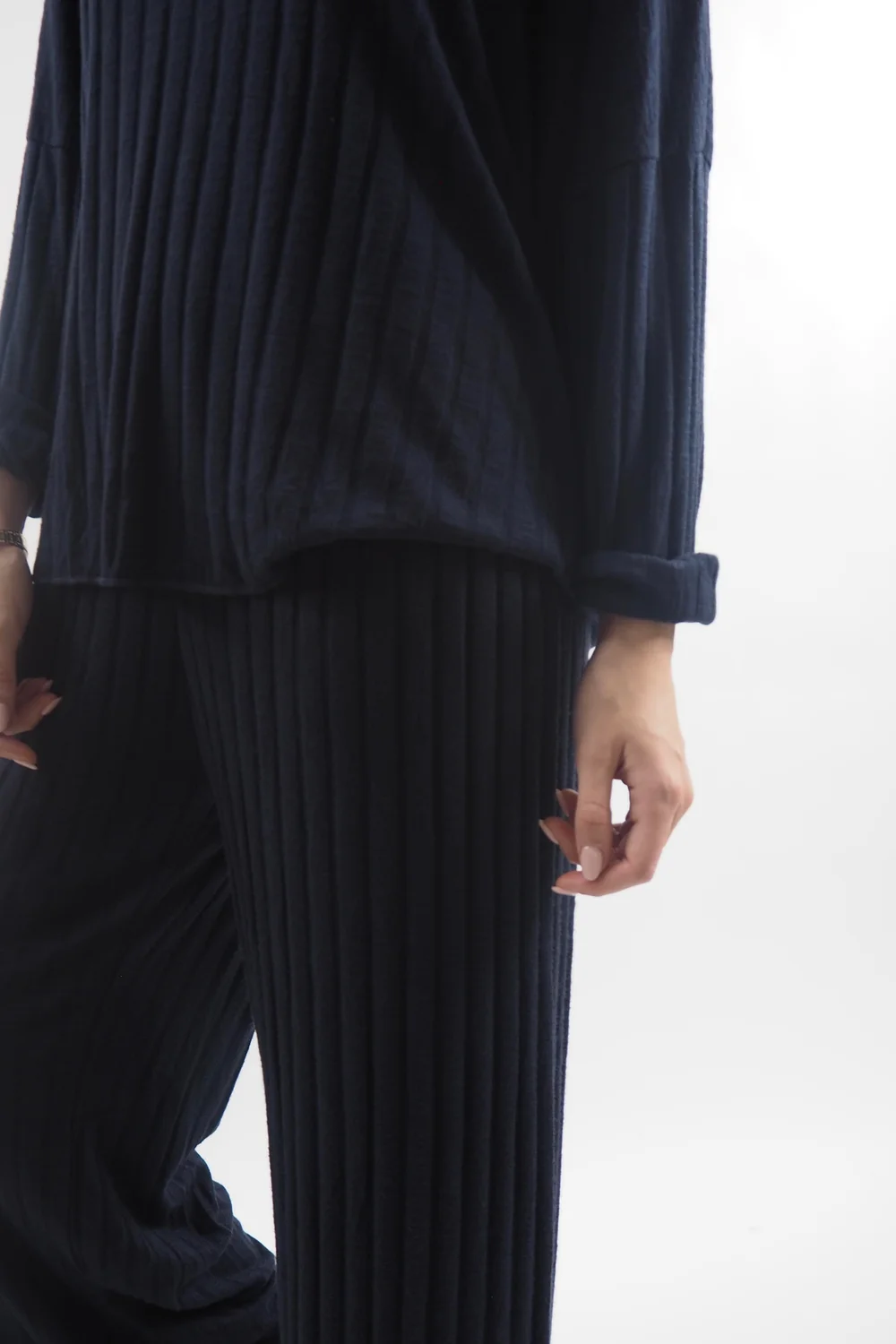 Made In Italy Classic Super Soft Ribbed Fine Knit Pant Midnight 7 Made In Italy Classic Super Soft Ribbed Fine Knit Pant Midnight - Image 5