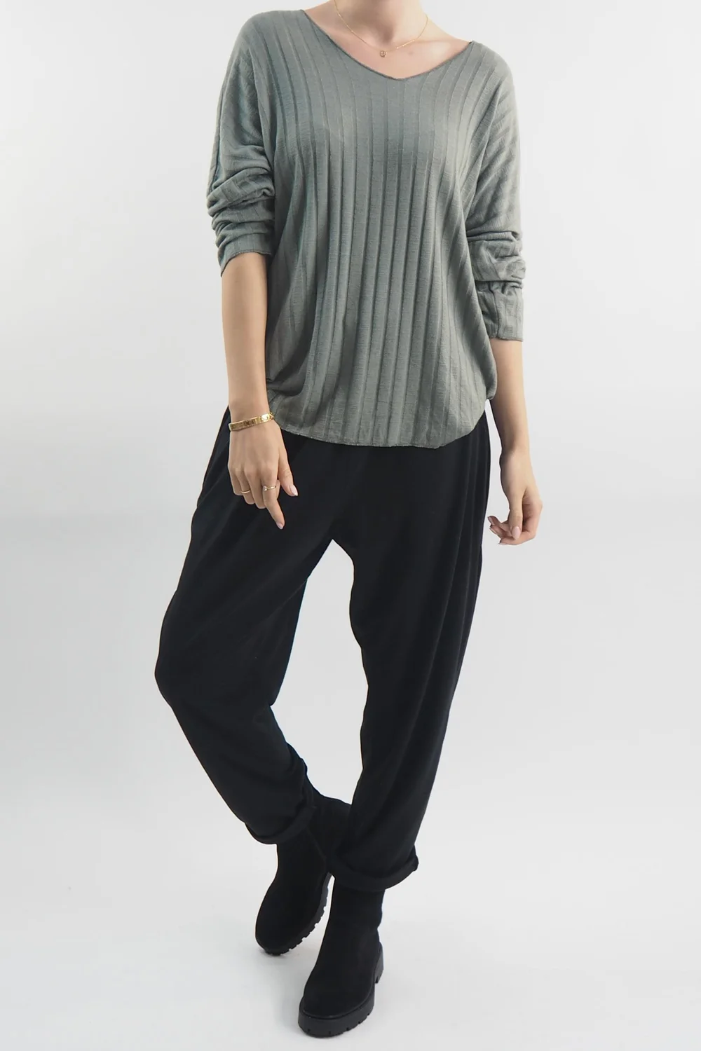 Made In Italy Classic Super Soft Ribbed Fine Knit Top Soft Khaki