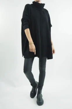 Made In Italy Conrad Classic Blanket Knit Top Black