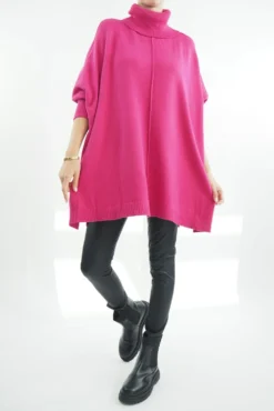 Made In Italy Conrad Classic Blanket Top Knit Geranium -VogueCurve Store made in italy conrad classic blanket knit geranium4.jpg