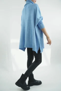 VogueCurve Store -VogueCurve Store made in italy conrad classic blanket knit sky02.jpg