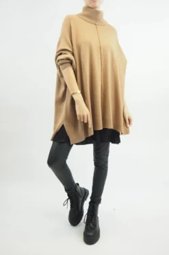 Made In Italy Conrad Classic Blanket Knit Top Toast