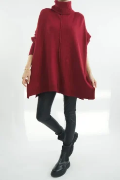 Made In Italy Conrad Classic Blanket Knit Top Winter Berry -VogueCurve Store made in italy conrad classic blanket knit winter berry4.jpg