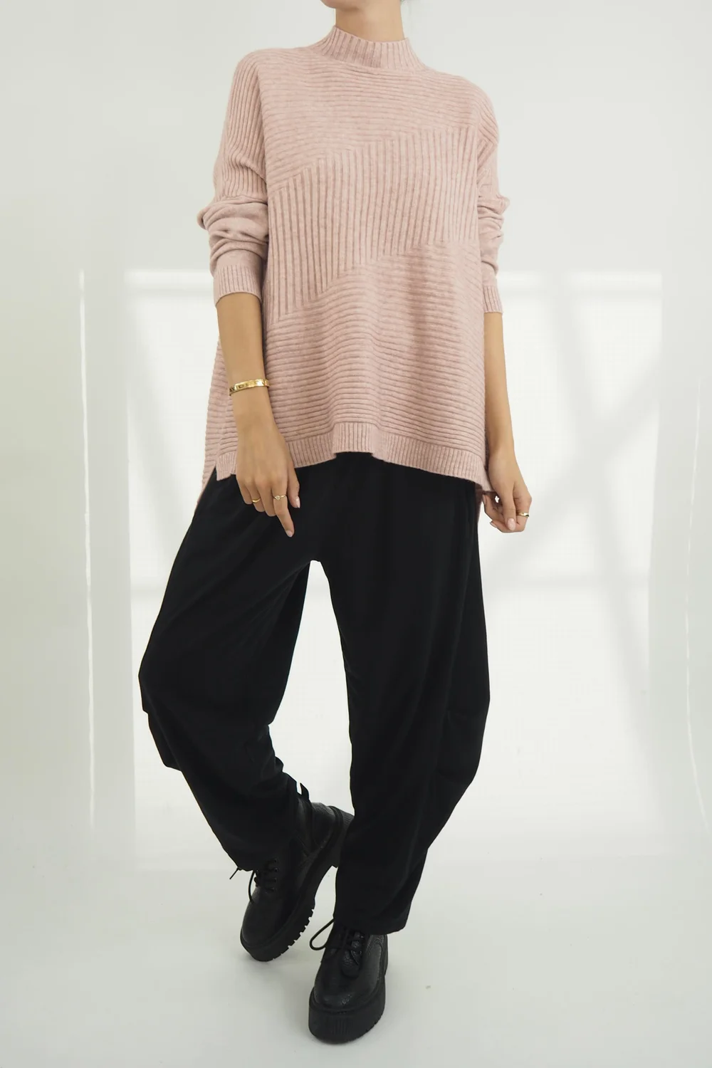 Made In Italy Conrad Turtle Ribby Knit Top Antique Rose 3 Made In Italy Conrad Turtle Ribby Knit Top Antique Rose