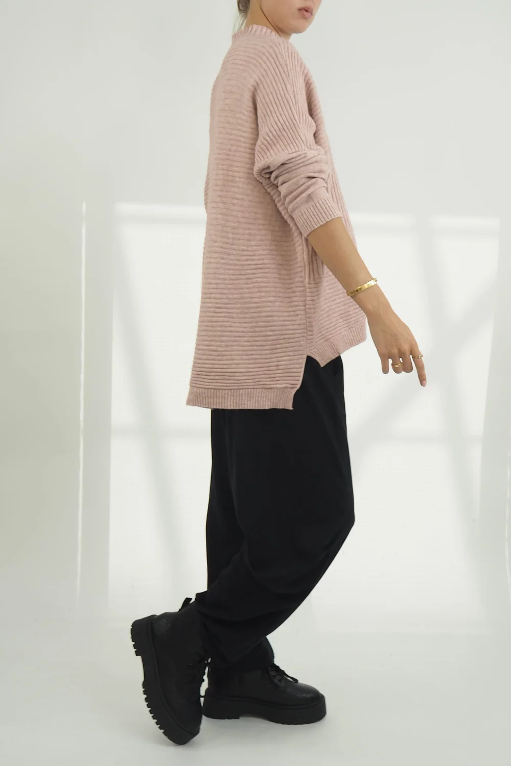 Made In Italy Conrad Turtle Ribby Knit Top Antique Rose 5 Made In Italy Conrad Turtle Ribby Knit Top Antique Rose - Image 3