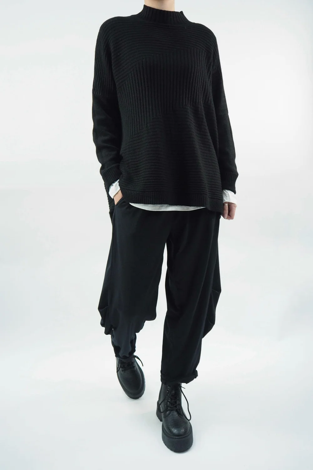 Made In Italy Conrad Turtle Ribby Knit Top Black 3 Made In Italy Conrad Turtle Ribby Knit Top Black