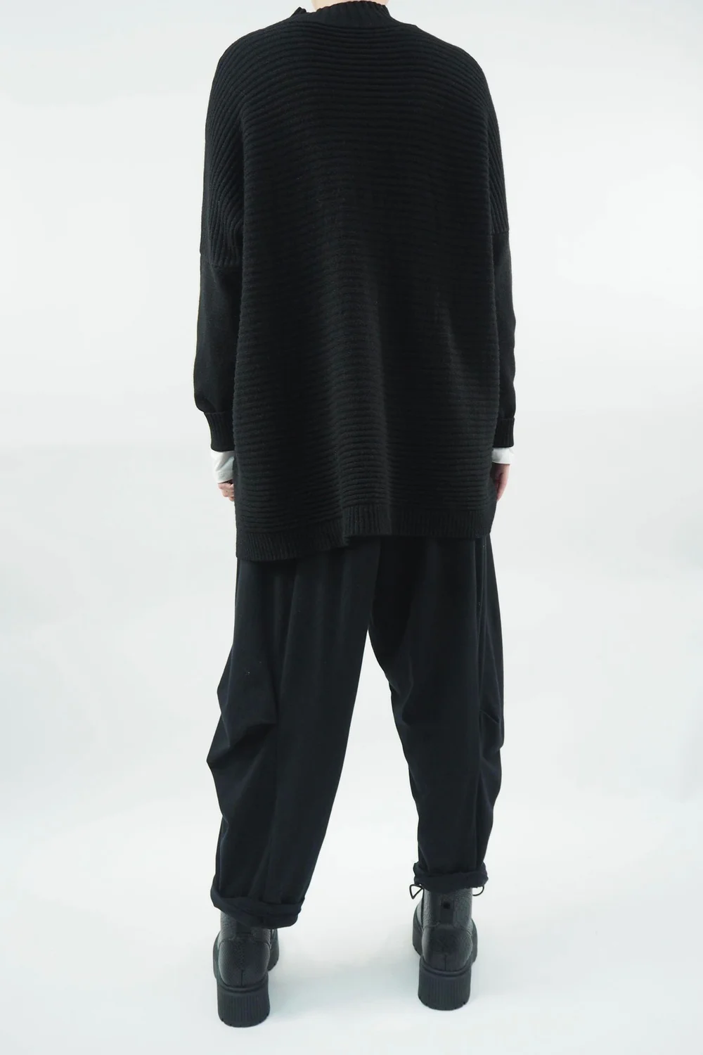 Made In Italy Conrad Turtle Ribby Knit Top Black 5 Made In Italy Conrad Turtle Ribby Knit Top Black - Image 3