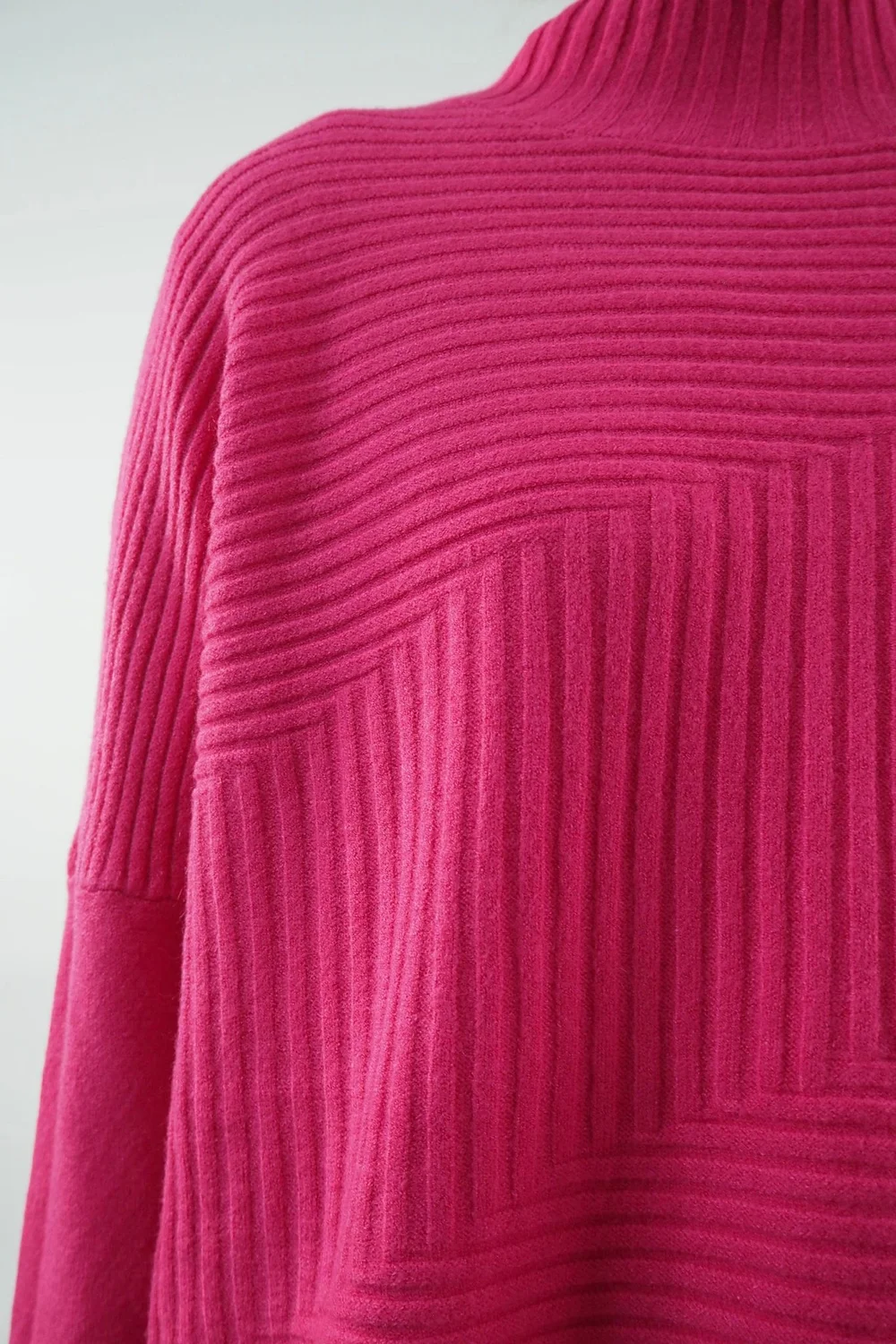 Made In Italy Conrad Turtle Ribby Knit Top Geranium 6 Made In Italy Conrad Turtle Ribby Knit Top Geranium - Image 4