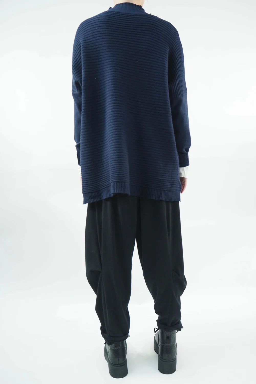 Made In Italy Conrad Turtle Ribby Knit Top Navy 5 Made In Italy Conrad Turtle Ribby Knit Top Navy - Image 3