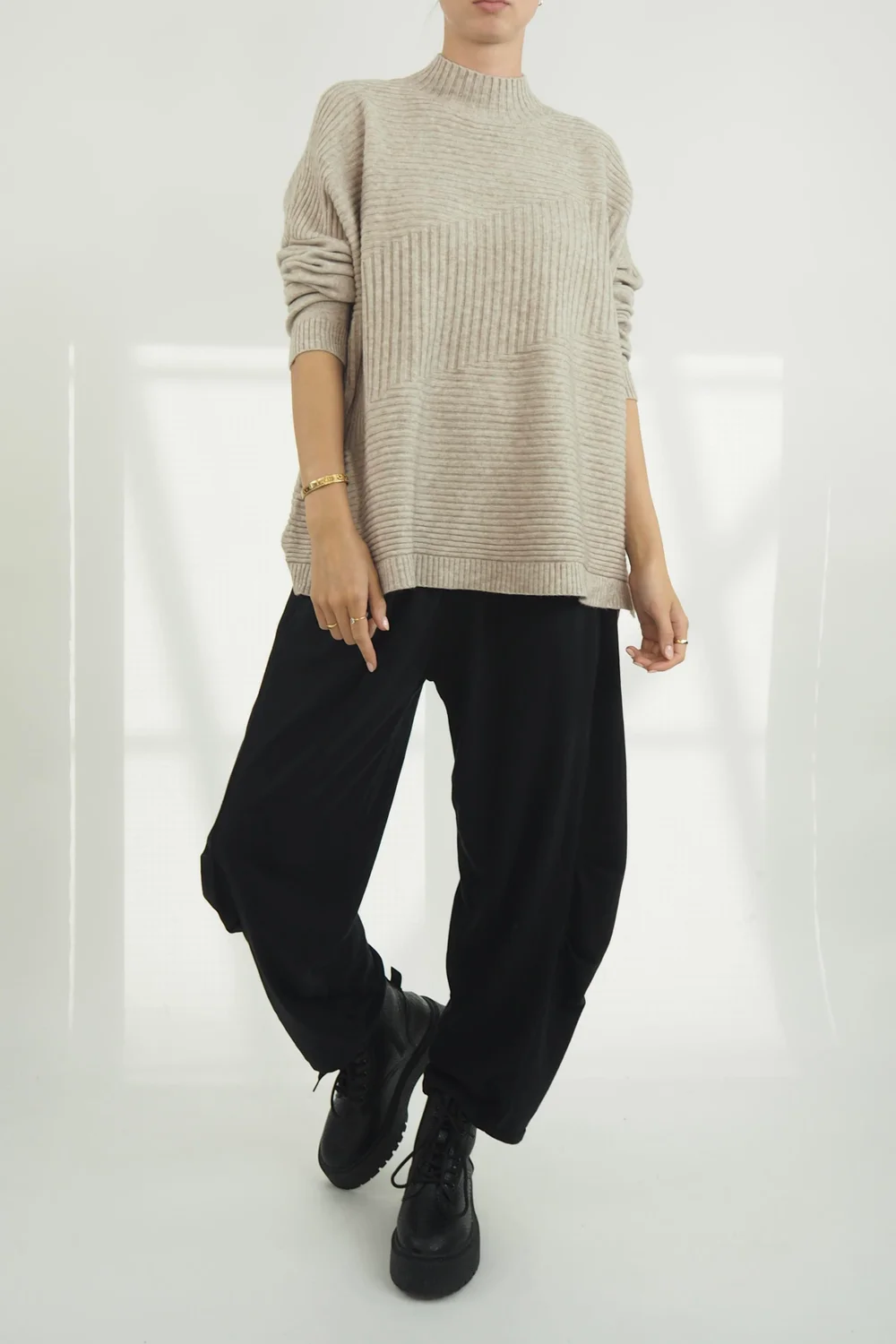 Made In Italy Conrad Turtle Ribby Knit Top Oatmeal 3 Made In Italy Conrad Turtle Ribby Knit Top Oatmeal