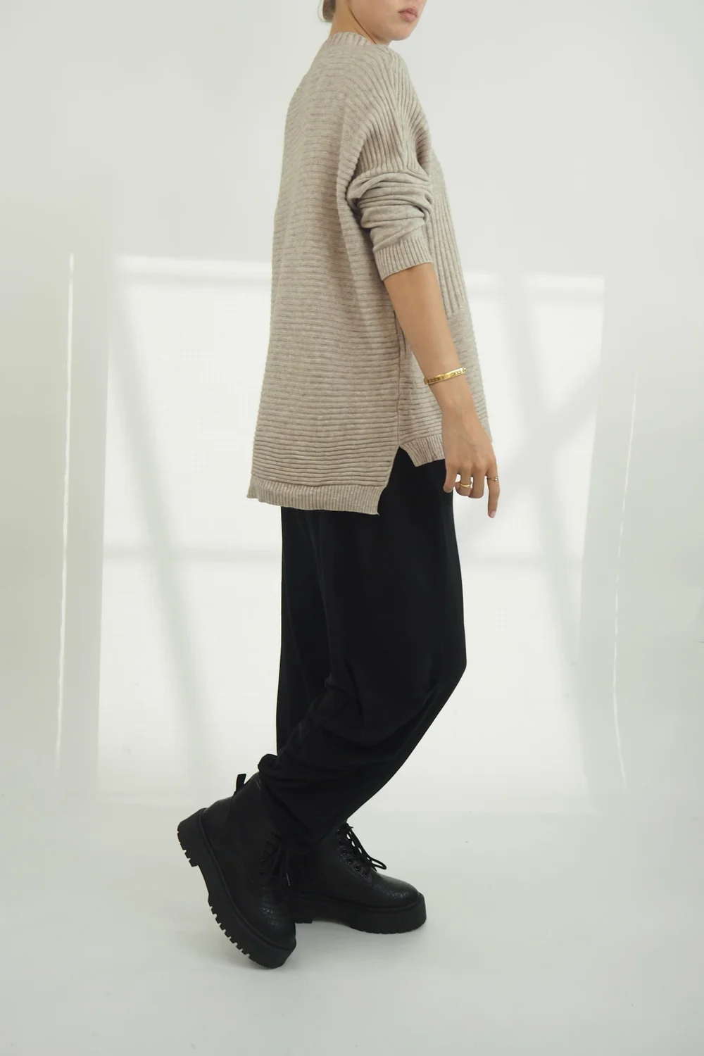 Made In Italy Conrad Turtle Ribby Knit Top Oatmeal 5 Made In Italy Conrad Turtle Ribby Knit Top Oatmeal - Image 3