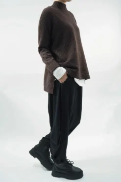 Made In Italy Conrad Turtle Ribby Knit Top Umber -VogueCurve Store made in italy conrad turtle ribby knit umber02.jpg