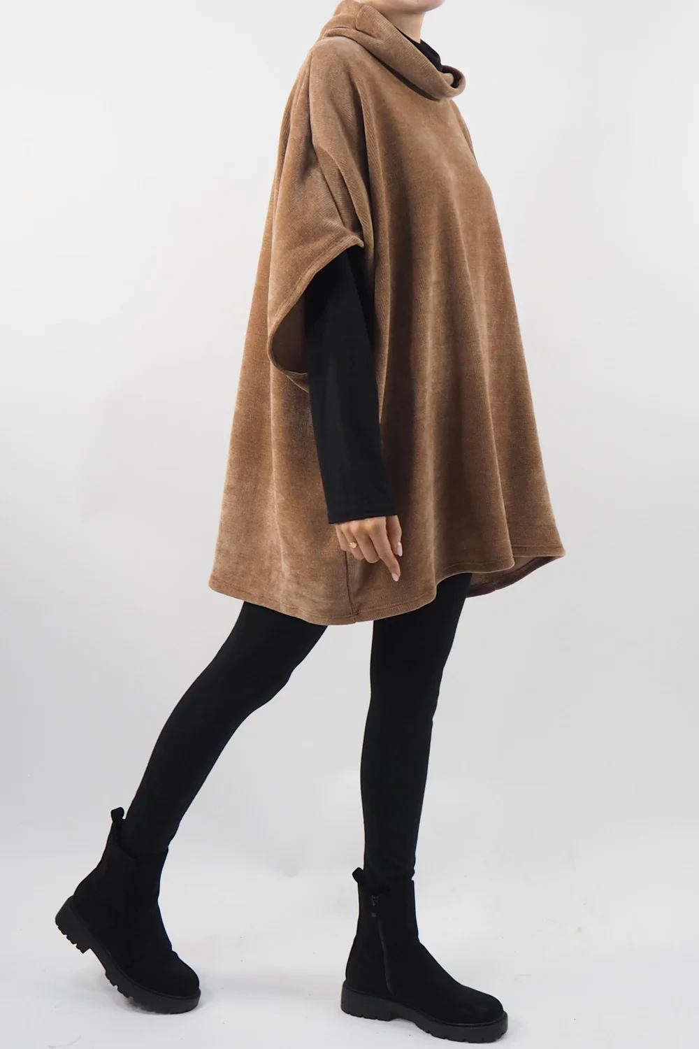 Made In Italy Dusk Slouch Throw Over Top Camel 4 Made In Italy Dusk Slouch Throw Over Top Camel - Image 2