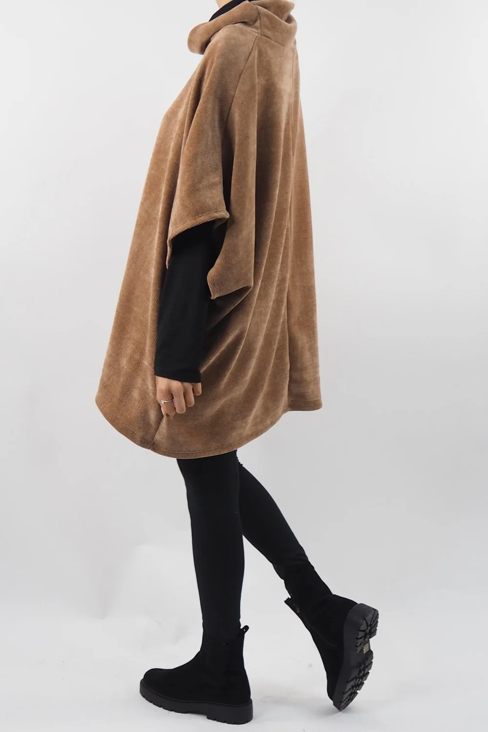 Made In Italy Dusk Slouch Throw Over Top Camel 6 Made In Italy Dusk Slouch Throw Over Top Camel - Image 4