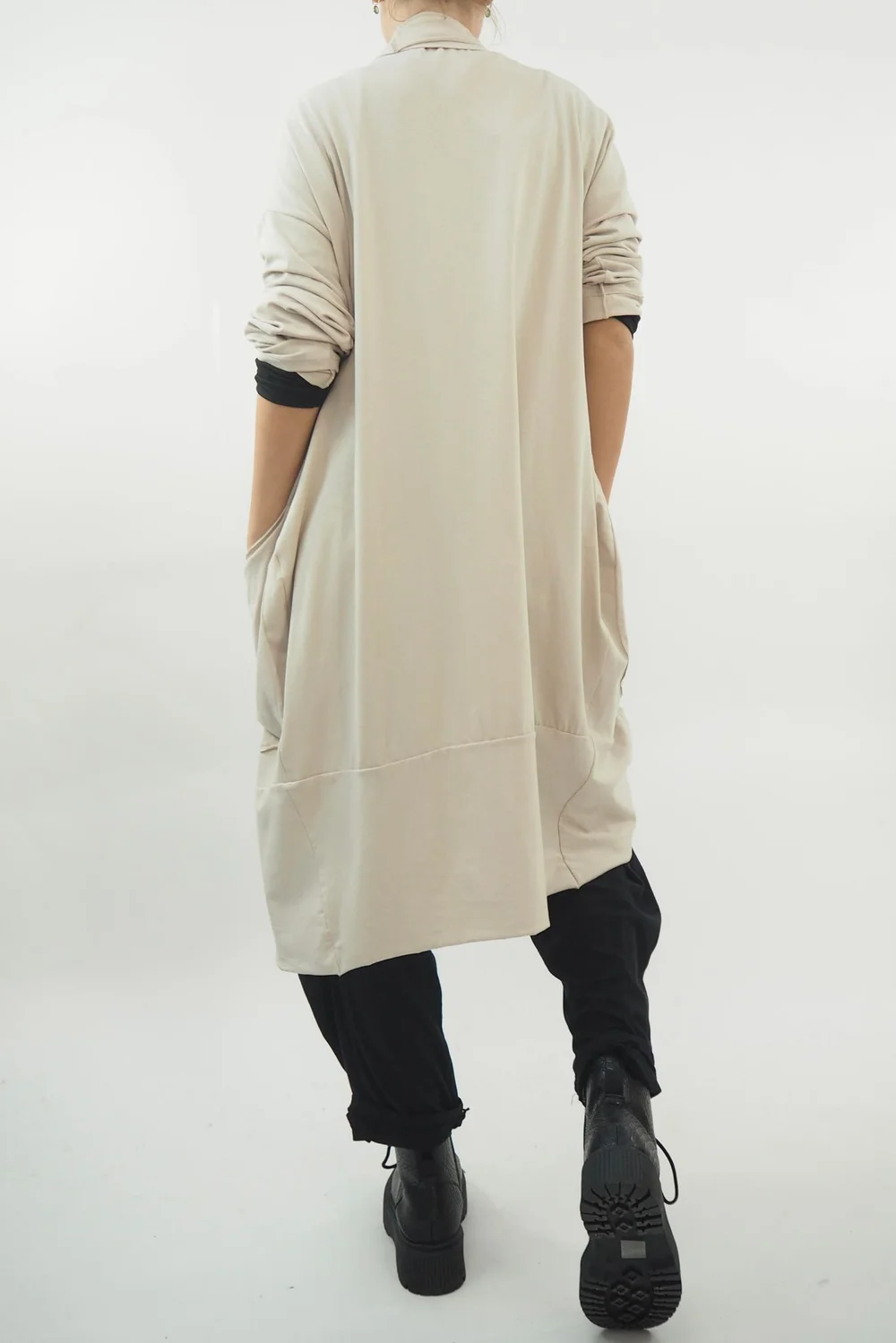 Made In Italy Edit Sloppy Jo Cocoon Cardigan Stone 5 Made In Italy Edit Sloppy Jo Cocoon Cardigan Stone - Image 3