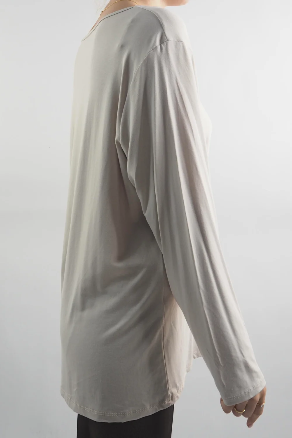 Made In Italy Fine Jersey Long Sleeve Top Stone / 4 Made In Italy Fine Jersey Long Sleeve Top Stone / - Image 2