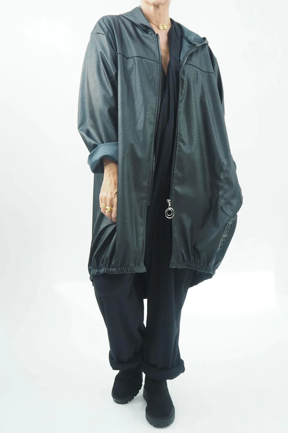 Made In Italy Hope Leather Look Parker Black // 3 Made In Italy Hope Leather Look Parker Black //