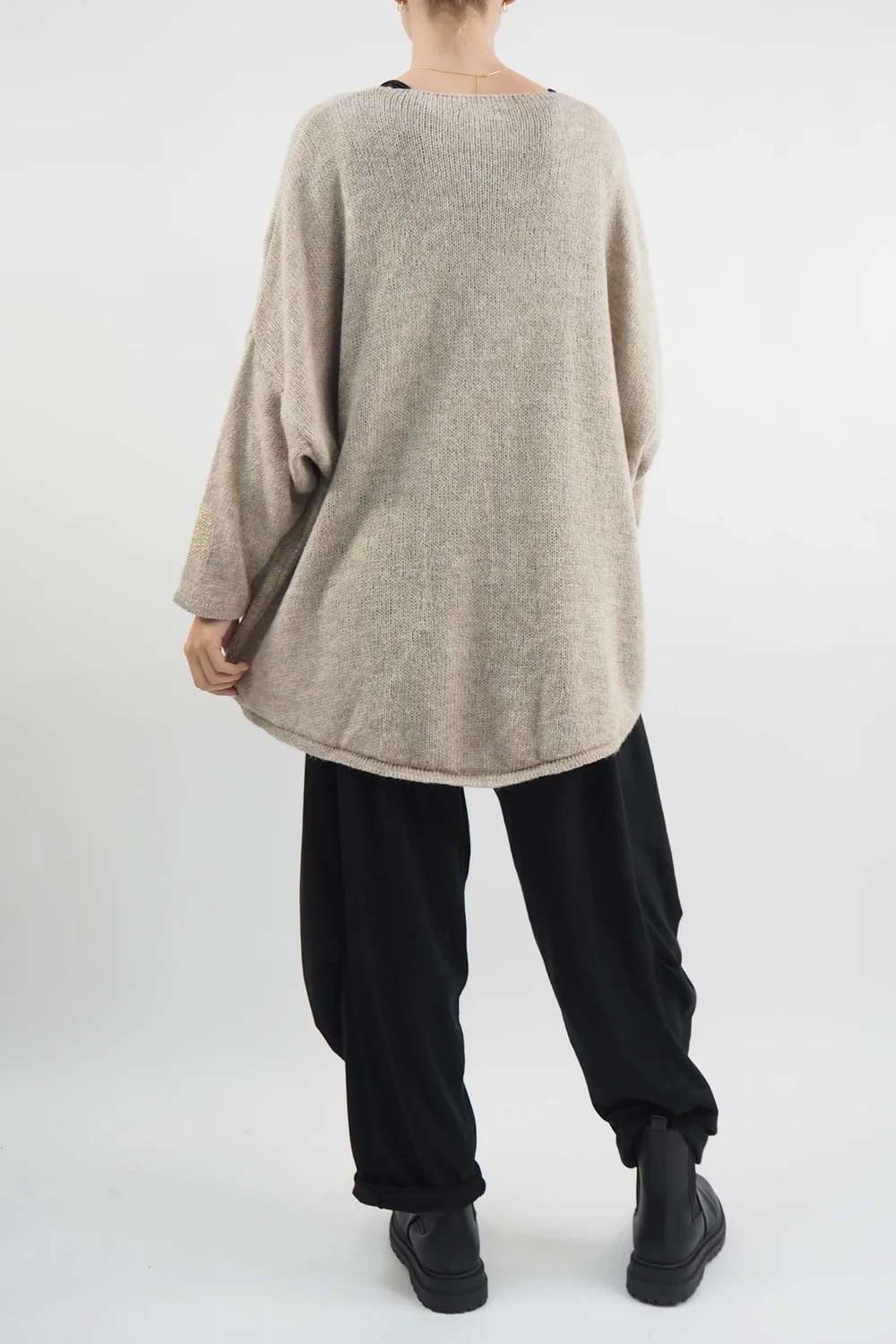 Made In Italy Hush Heart Of Gold Knit Top Oatmeal 5 Made In Italy Hush Heart Of Gold Knit Top Oatmeal - Image 3