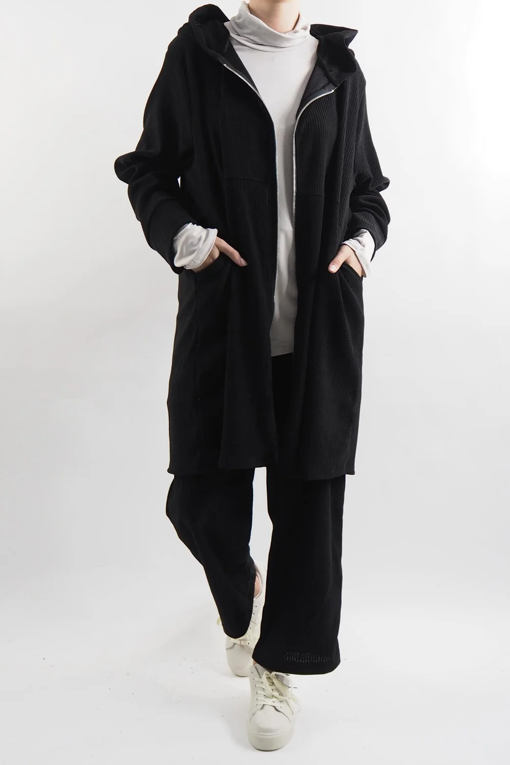 Made In Italy Jumbo Softie Stretch Cord Long Zip Jacket Black 3 Made In Italy Jumbo Softie Stretch Cord Long Zip Jacket Black