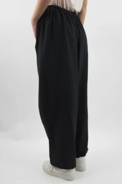 Made In Italy Lagenlook Classic Cocoon Pant Black -VogueCurve Store made in italy lagenlook classic cocoon pant black 03.jpg