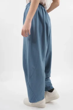 Made In Italy Lagenlook Classic Cocoon Pant Denim -VogueCurve Store made in italy lagenlook classic cocoon pant denim 3.jpg