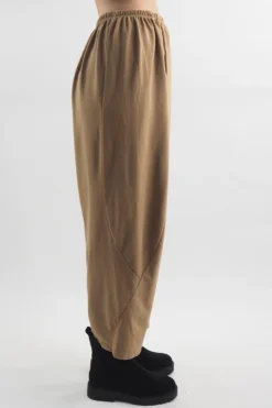 Made In Italy Lagenlook Classic Cocoon Pant Toast -VogueCurve Store made in italy lagenlook classic cocoon pant toast 03.jpg