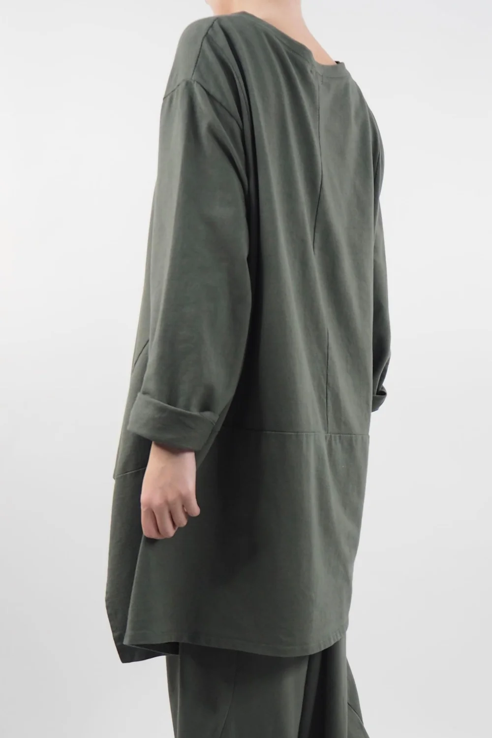 Made In Italy Lagenlook Classic Cut Out Sweatshirt Bonsai 5 Made In Italy Lagenlook Classic Cut Out Sweatshirt Bonsai - Image 3