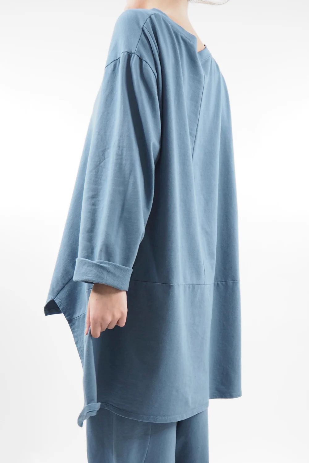 Made In Italy Lagenlook Classic Cut Out Sweatshirt Denim 5 Made In Italy Lagenlook Classic Cut Out Sweatshirt Denim - Image 3