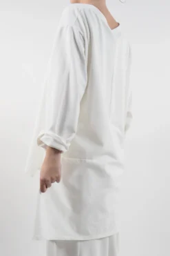 Made In Italy Lagenlook Classic Cut Out Sweatshirt Ecru 7 Made In Italy Lagenlook Classic Cut Out Sweatshirt Ecru -VogueCurve Store made in italy lagenlook classic cut out sweatshirt ecru 3.jpg