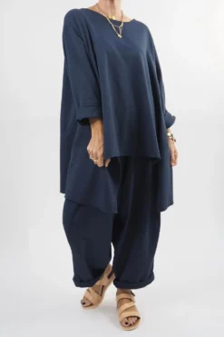 Made In Italy Lagenlook Classic Cut Out Sweatshirt Midnight