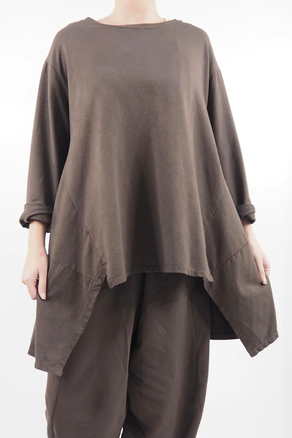 Made In Italy Lagenlook Classic Cut Out Sweatshirt Truffle 3 Made In Italy Lagenlook Classic Cut Out Sweatshirt Truffle