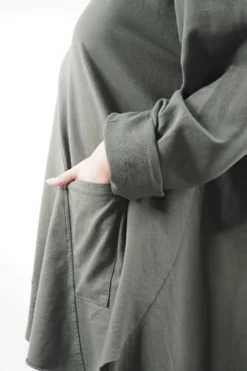 Made In Italy Lagenlook High Low Pocket Sweatshirt Bonsai 9 Made In Italy Lagenlook High Low Pocket Sweatshirt Bonsai -VogueCurve Store made in italy lagenlook high low pocket sweatshirt bonsai14.jpg