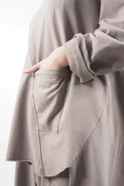 Made In Italy Lagenlook High Low Pocket Sweatshirt Mushroom 9 Made In Italy Lagenlook High Low Pocket Sweatshirt Mushroom -VogueCurve Store made in italy lagenlook high low pocket sweatshirt mushroom14.jpg