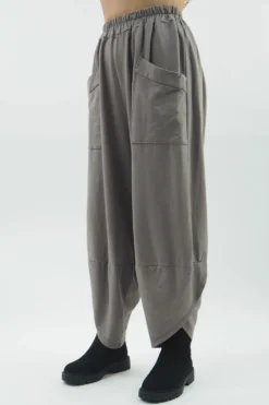 Made In Italy Lagenlook Shelby Cocoon Pant Mushroom 7 Made In Italy Lagenlook Shelby Cocoon Pant Mushroom -VogueCurve Store made in italy lagenlook shelby cocoon pant mushroom 2.jpg