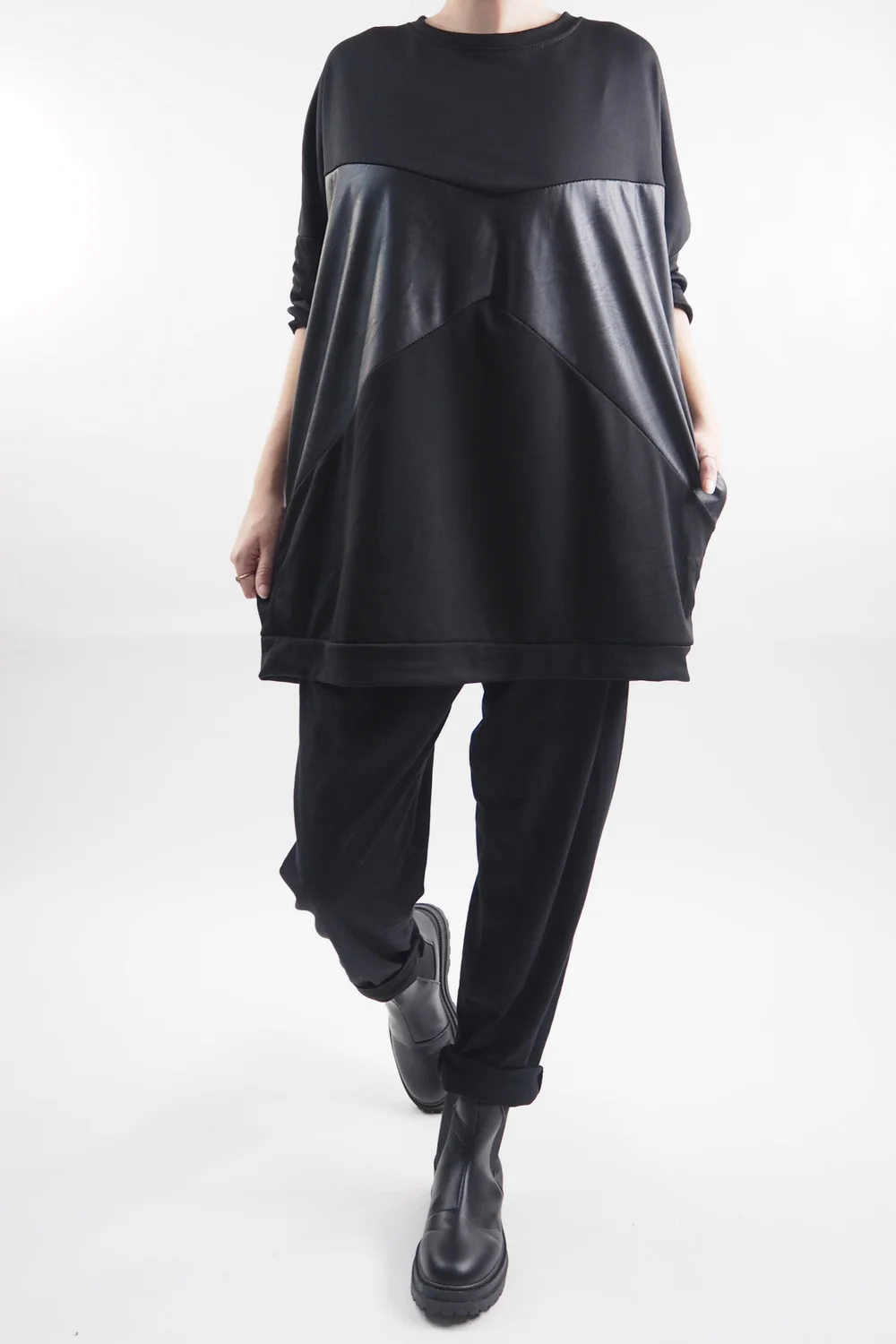 Made In Italy Moxie Commando Sweatshirt Black 3 Made In Italy Moxie Commando Sweatshirt Black