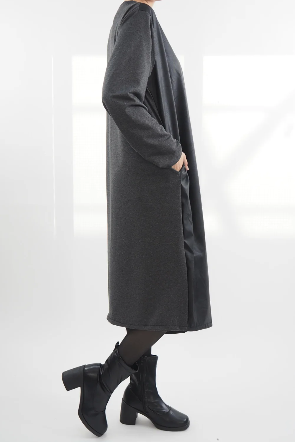 Made In Italy Moxie Pesca Zippy Dress Charcoal Marl 3 Made In Italy Moxie Pesca Zippy Dress Charcoal Marl - Image 2