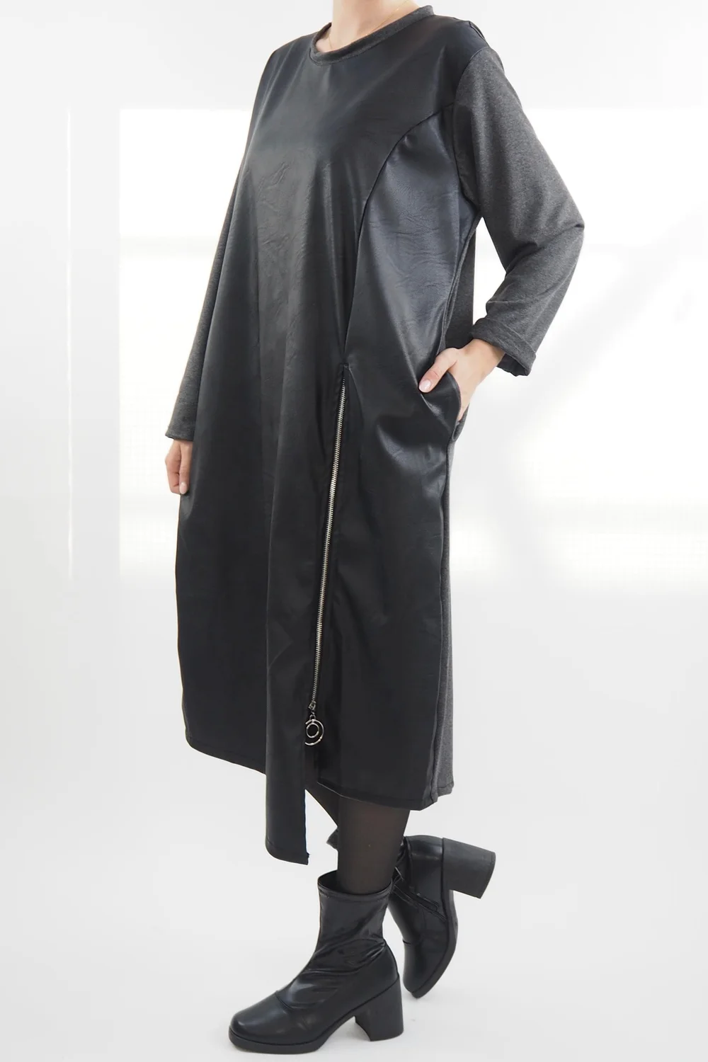 Made In Italy Moxie Pesca Zippy Dress Charcoal Marl 5 Made In Italy Moxie Pesca Zippy Dress Charcoal Marl - Image 4