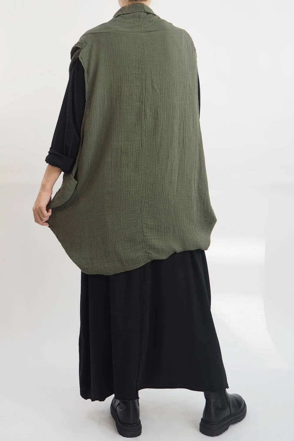 Made In Italy Obi Crepe Cotton Cross Cowl Tank Bonsai 9 Made In Italy Obi Crepe Cotton Cross Cowl Tank Bonsai - Image 7