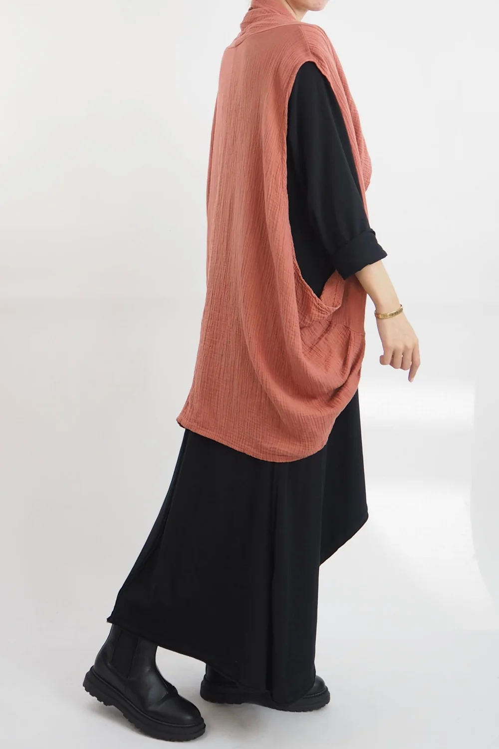 Made In Italy Obi Crepe Cotton Cross Cowl Tank Rosewood 8 Made In Italy Obi Crepe Cotton Cross Cowl Tank Rosewood - Image 6