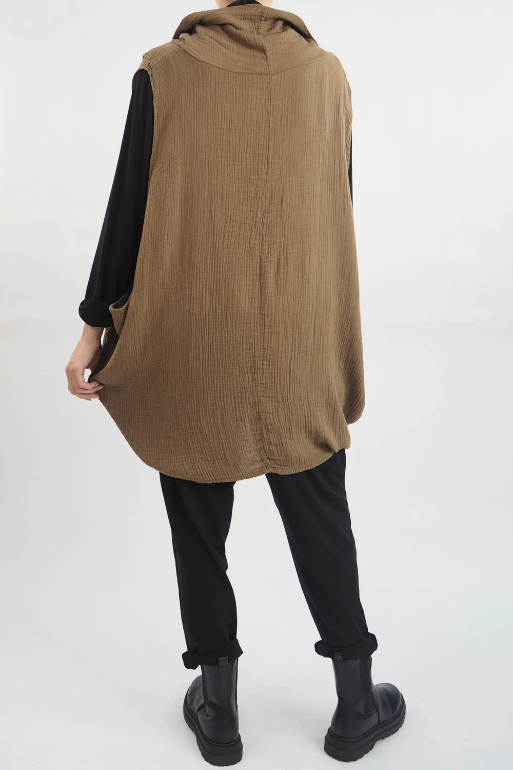 Made In Italy Obi Crepe Cotton Cross Cowl Tank Saddle 5 Made In Italy Obi Crepe Cotton Cross Cowl Tank Saddle - Image 3