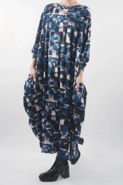 Made In Italy Oversized Tech Soft Cocoon Dress Cubist Sapphire 14 Made In Italy Oversized Tech Soft Cocoon Dress Cubist Sapphire -VogueCurve Store made in italy oversized tech soft cocoon dress cubist sapphire204.jpg