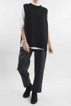 Made In Italy Pesca Leather Look Deep Pocket Pant Black 11 Made In Italy Pesca Leather Look Deep Pocket Pant Black -VogueCurve Store made in italy pesca leather look deep pocket pant black 5.jpg