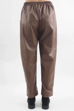 Made In Italy Pesca Leather Look Deep Pocket Pant Chestnut -VogueCurve Store made in italy pesca leather look deep pocket pant chestnut03.jpg