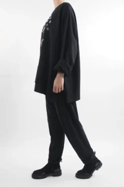 Made In Italy Queeni Star Skull Cut Out Top Black -VogueCurve Store made in italy queeni star skull cut out top black03.jpg