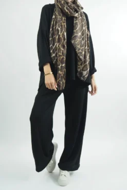 Made In Italy Chalet Collared Soft Knit Set Black -VogueCurve Store made in italy relaxed chalet set black05.jpg