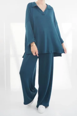 Made In Italy Chalet Collared Soft Knit Set Prussian