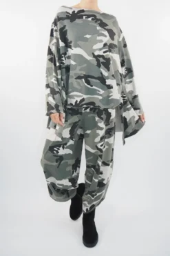 Made In Italy Seven Nations Shelby Sweatshirt Camo 9 Made In Italy Seven Nations Shelby Sweatshirt Camo -VogueCurve Store made in italy seven nations shelby sweatshirt camo14.jpg